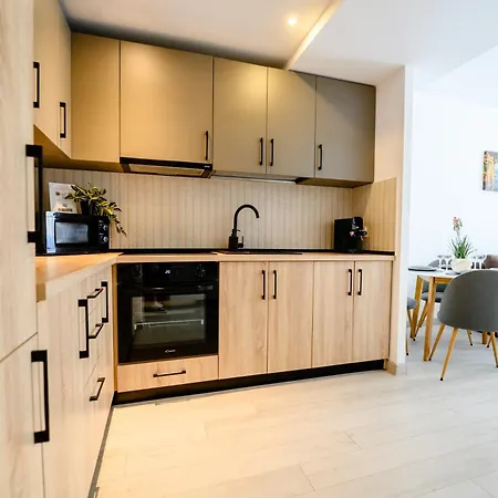 Yamaluxe Cozy 220 Apartment *